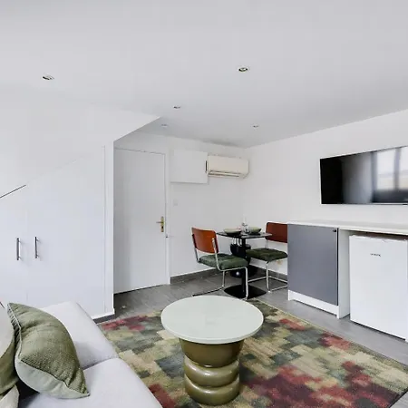 Cozy A C 2p - Sentier Holiday home